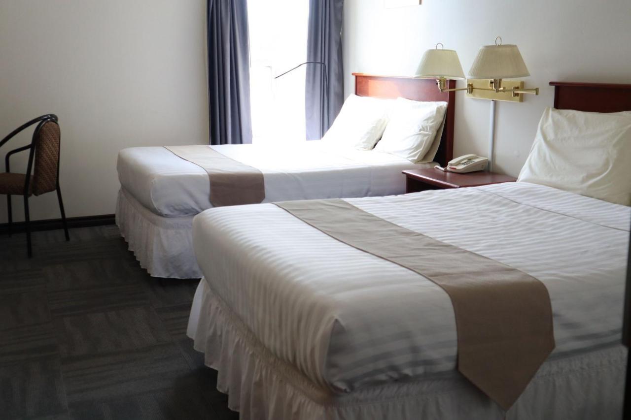 Destination Family Hotel Уайтхорс Экстерьер фото
